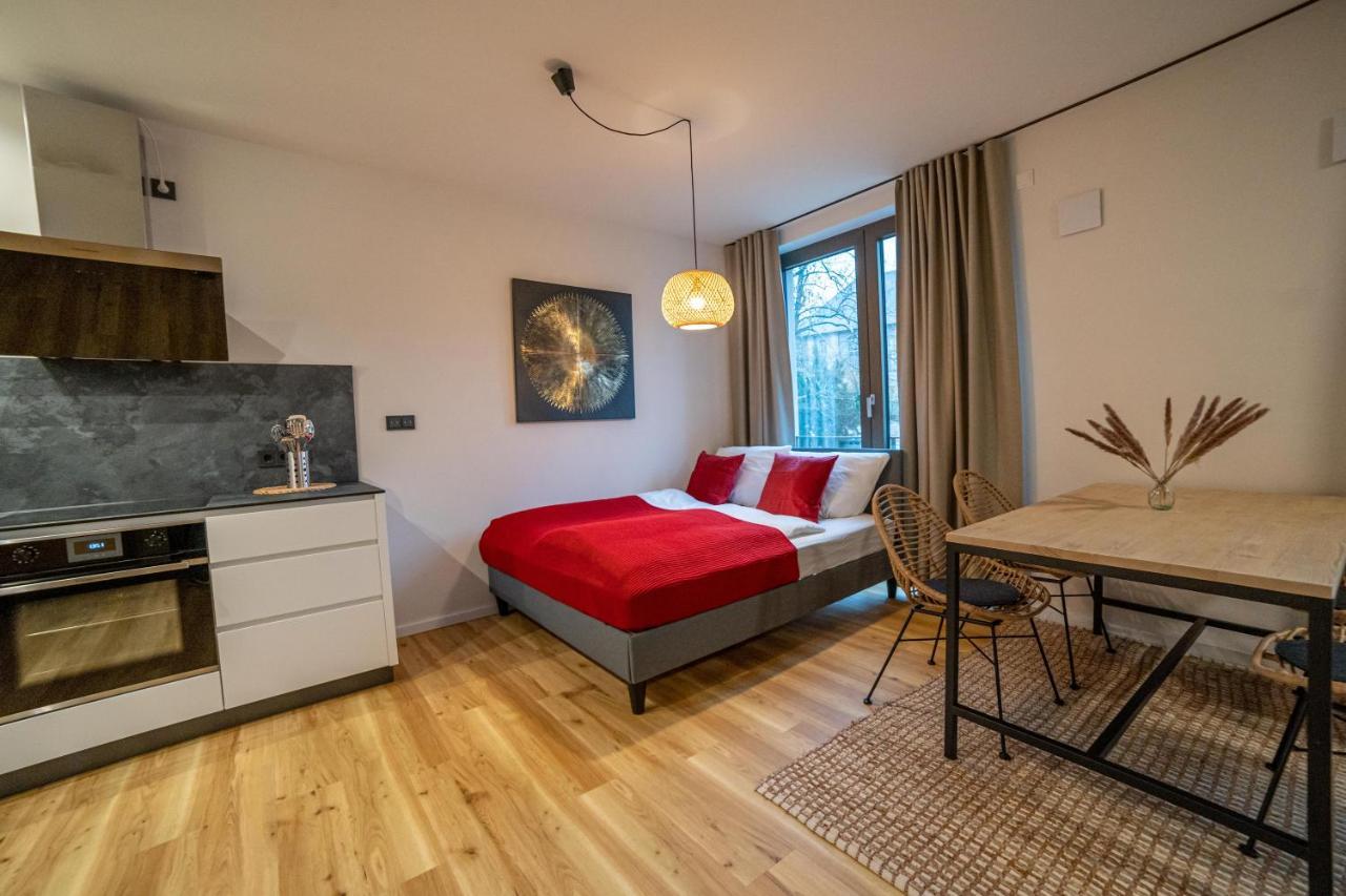 Anders Apartments Jena Bagian luar foto